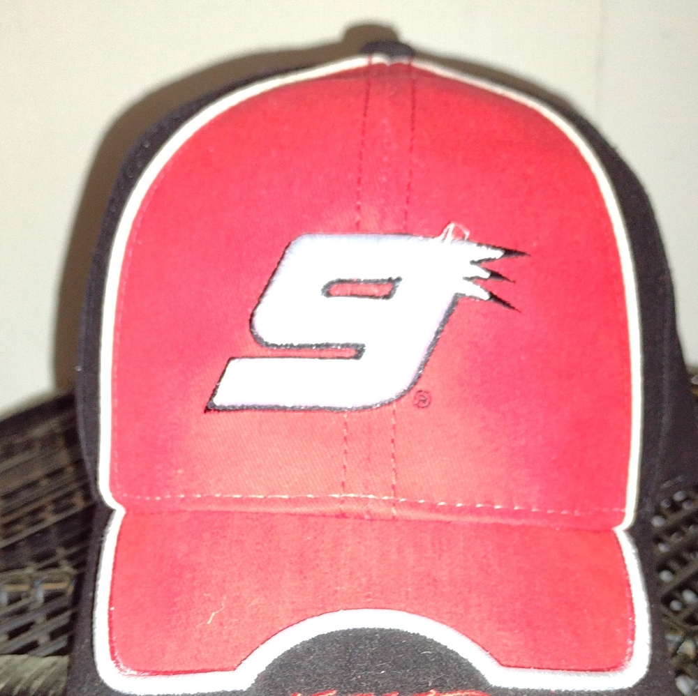 Kasey kahne hat